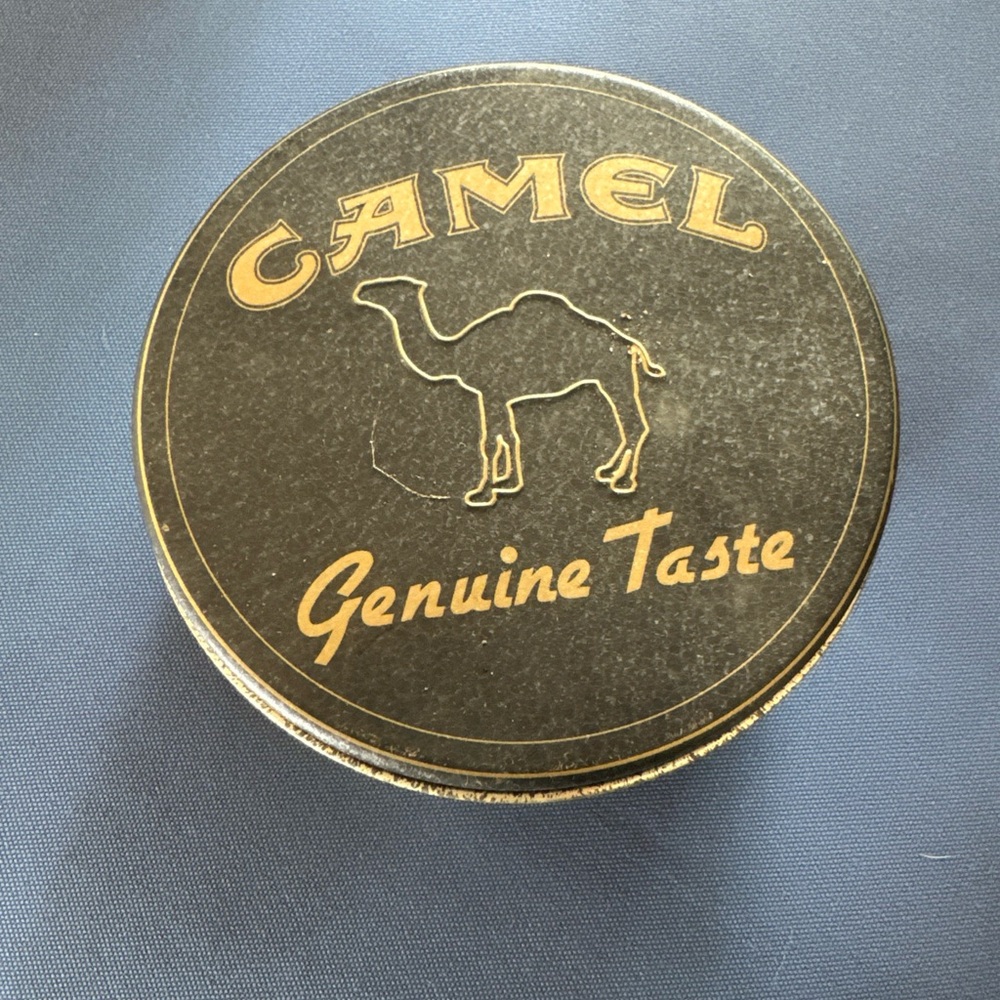 Vintage Camel Tin